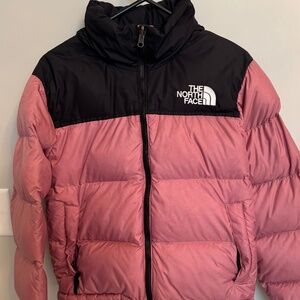 North Face Women’s 1996 Retro Nuptse Jacket
